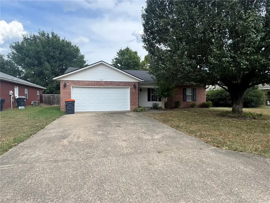 2005 South Tampa Avenue, Russellville, AR 72802 - #2