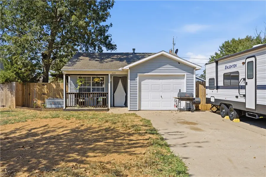 1434 S B Street, Rogers, AR 72756 - #2