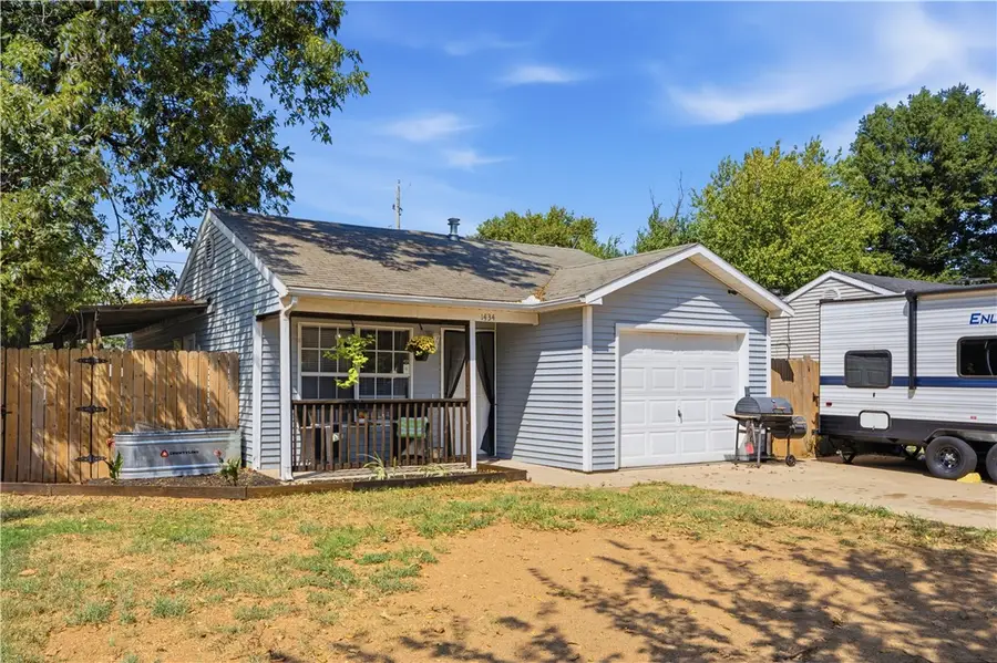 1434 S B Street, Rogers, AR 72756 - #3