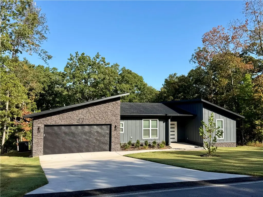 47 Glasgow Drive, Bella Vista, AR 72715 - #1