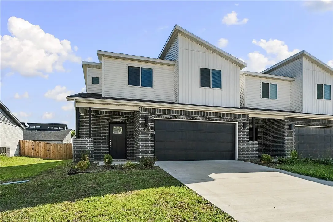 719 Sun Meadows Loop, Centerton, AR 72719 - #1
