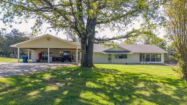 13094 Highway 348, Mountainburg, AR 72946