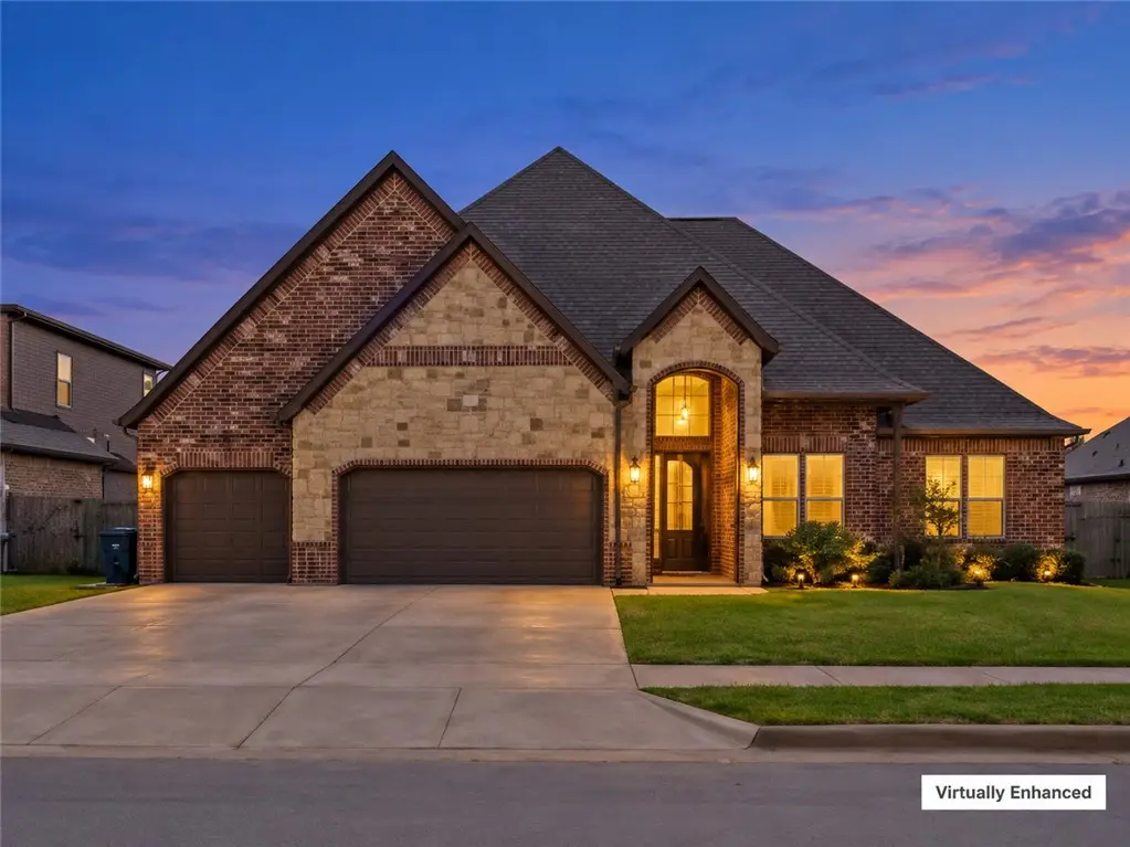 1905 SW Edinburgh Avenue, Bentonville, AR 72713 - #1