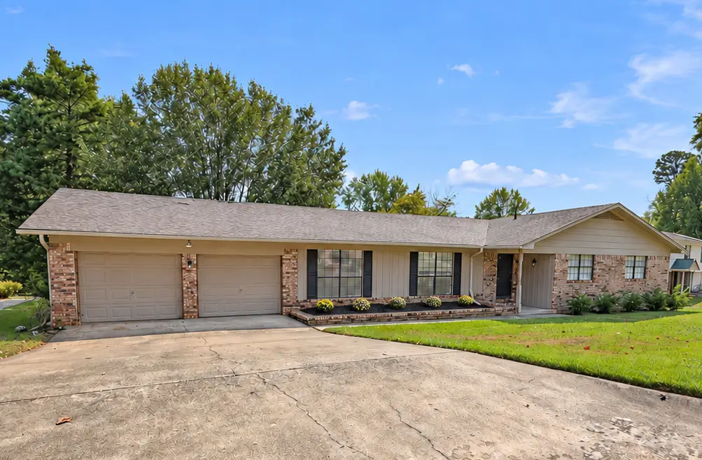 907 Kings Court, Russellville, AR 72801 - #1