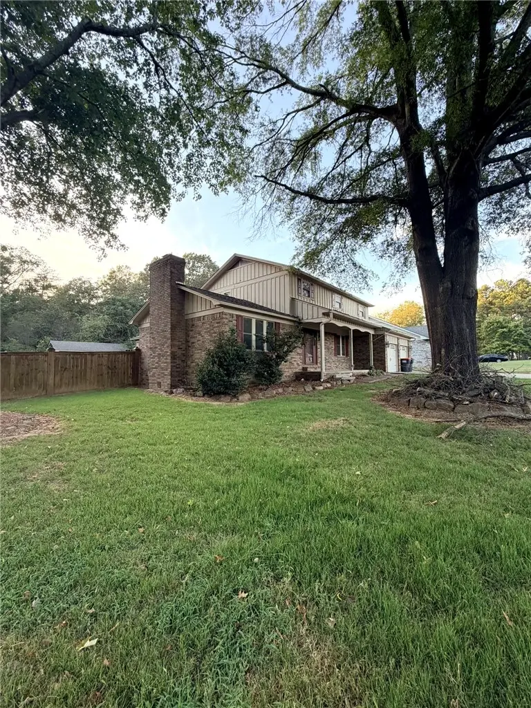 242 S Cumberland, Russellville, AR 72801 - #1