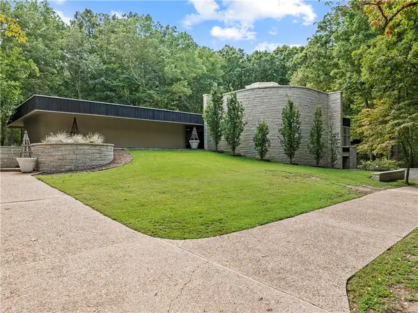2702 Stonehedge Drive, Harrison, AR 72601