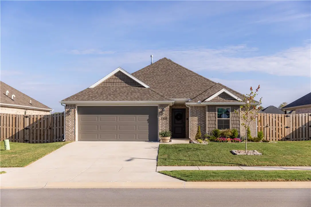 1108 Greendale Avenue, Lowell, AR 72745 - #1