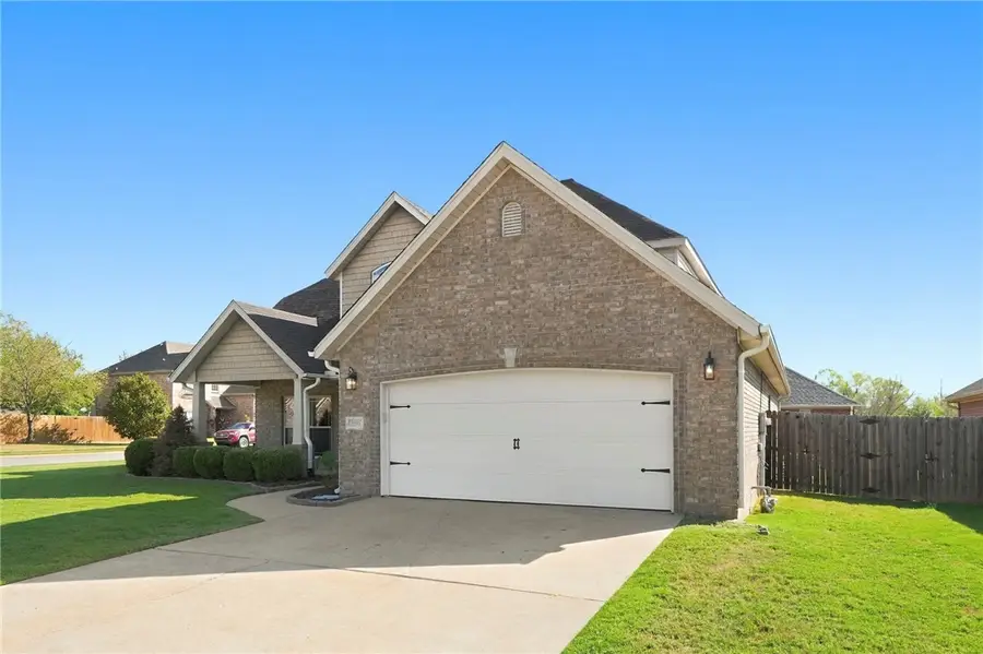 2215 S 18th Place, Rogers, AR 72758 - #3