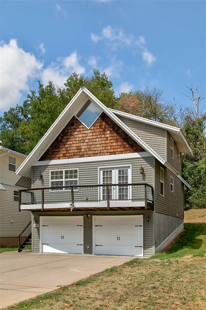 409 W Tahlequah Street, Siloam Springs, AR 72761 - #1