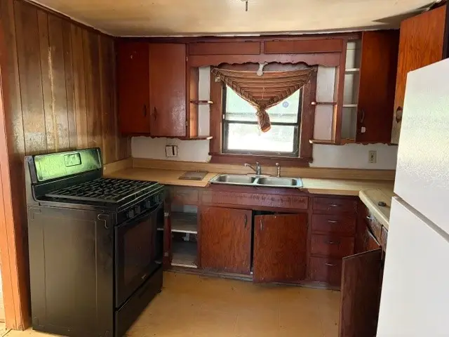 1323 N 47th Street, Fort Smith, AR 72904 - #3
