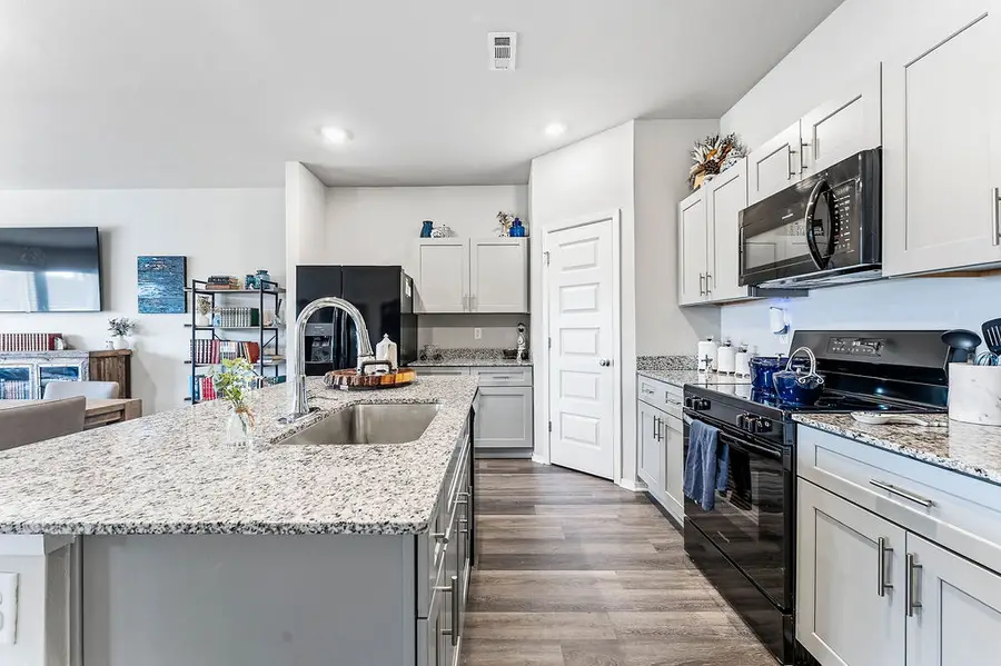 6604 NW Vandergriff Street, Bentonville, AR 72713 - #2