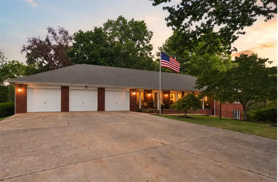 9509 Brooks Drive, Rogers, AR 72756 - #3