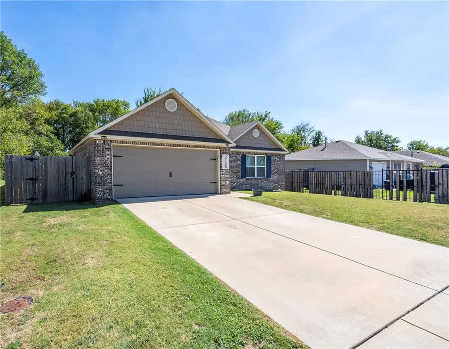 2125 Talia Trail, Siloam Springs, AR 72761 - #3