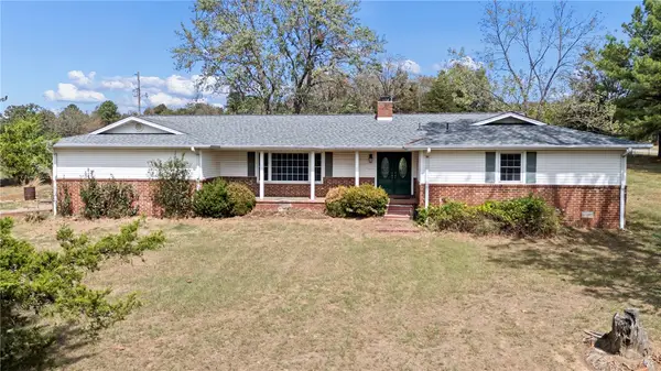 11181 Old Military Road, Subiaco, AR 72865