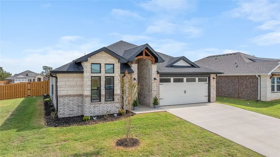 8731 Sunspire Lane, Centerton, AR 72719 - #3