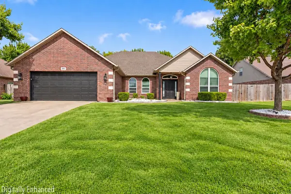 2504 SW Aster Way, Bentonville, AR 72713