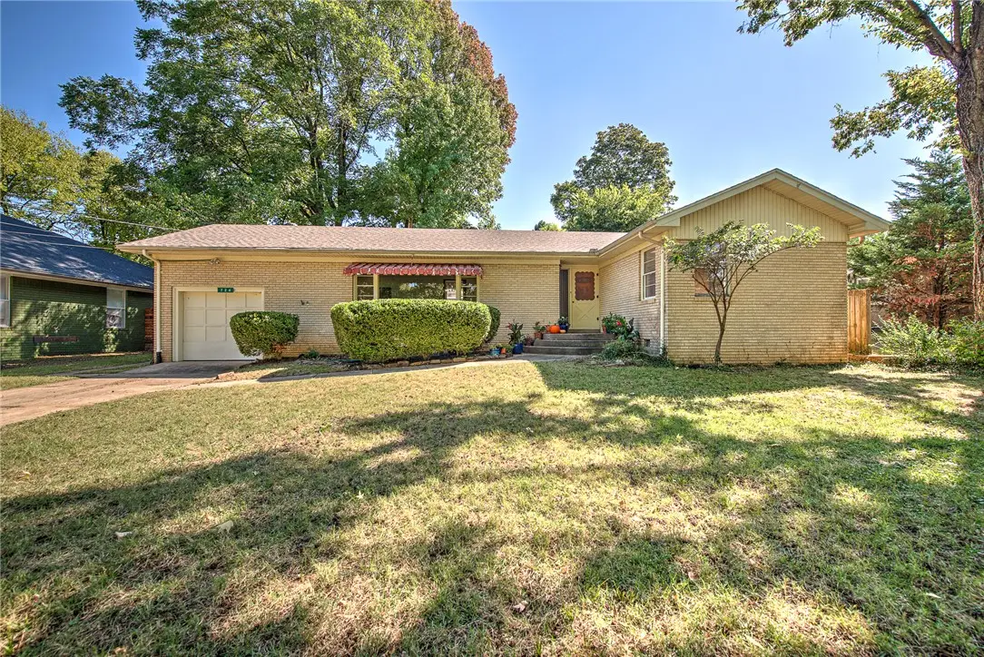 724 N Washington Avenue, Fayetteville, AR 72701 - #1