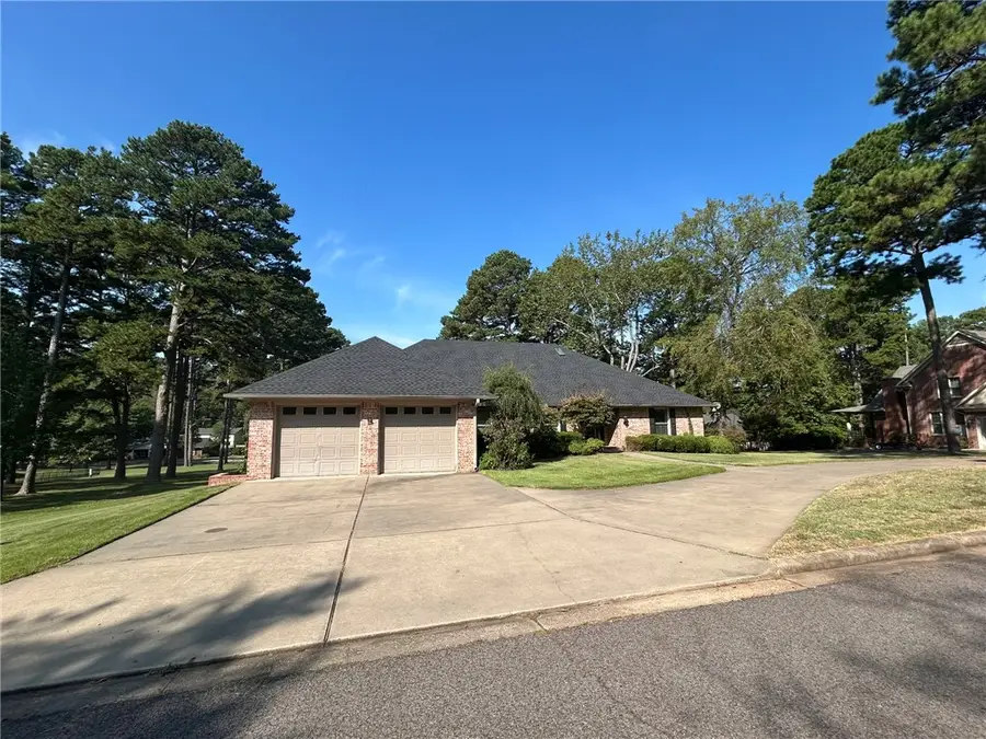 10 Pinewood Drive, Russellville, AR 72801 - #3