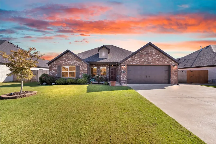 3497 Avon Avenue, Springdale, AR 72764 - #2