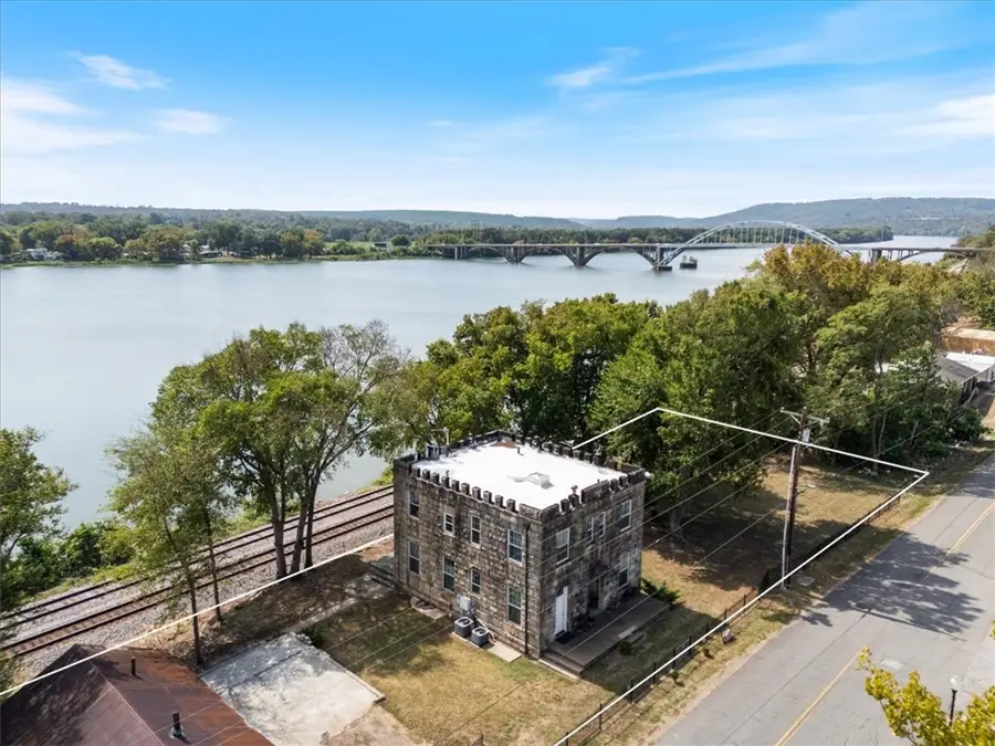 209 River Street, Ozark, AR 72949 - #2