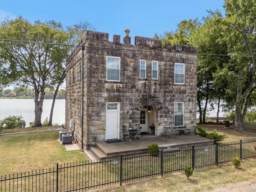 209 River Street, Ozark, AR 72949 - #3