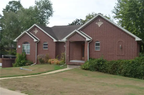 107 Olinka Pass Street, Bentonville, AR 72712
