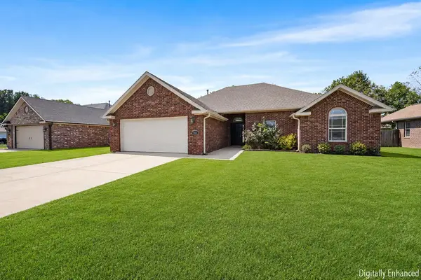 2881 N Bermuda Avenue, Fayetteville, AR 72704