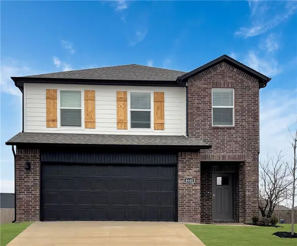 663 S Neon Avenue, Fayetteville, AR 72704