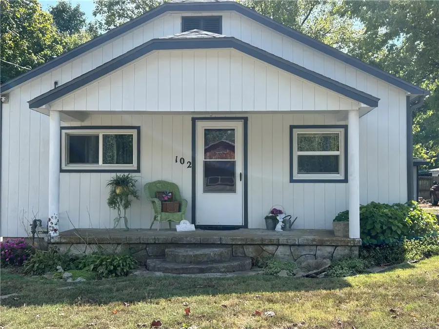 102 Broadway Street, Exeter, MO 65647 - #2