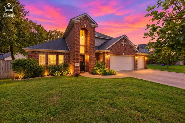 1638 Greystone Place, Springdale, AR 72762