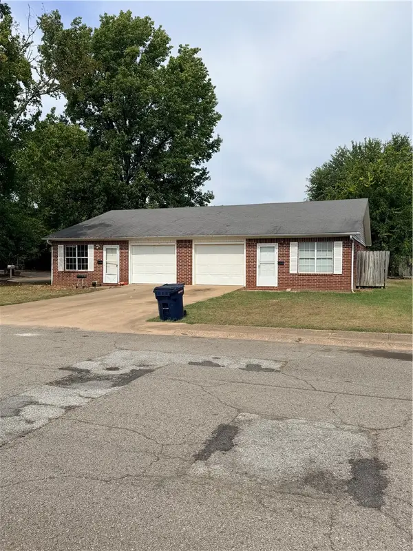 612 & 614 W Lucas Street, Clarksville, AR 72830