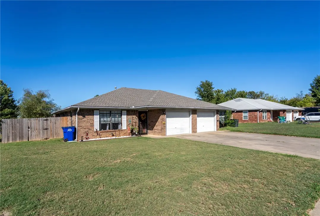 701-703 E Glendale Lane, Rogers, AR 72758 - #1