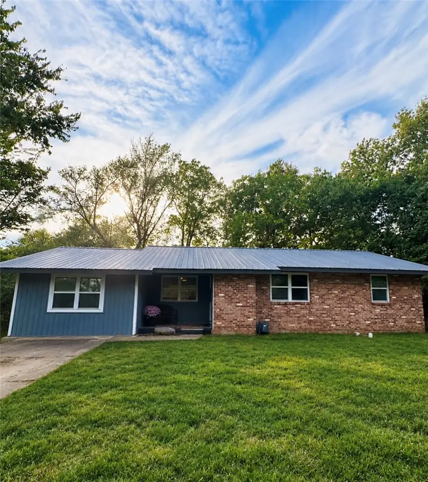 204 Kennan Street, Prairie Grove, AR 72753 - #1