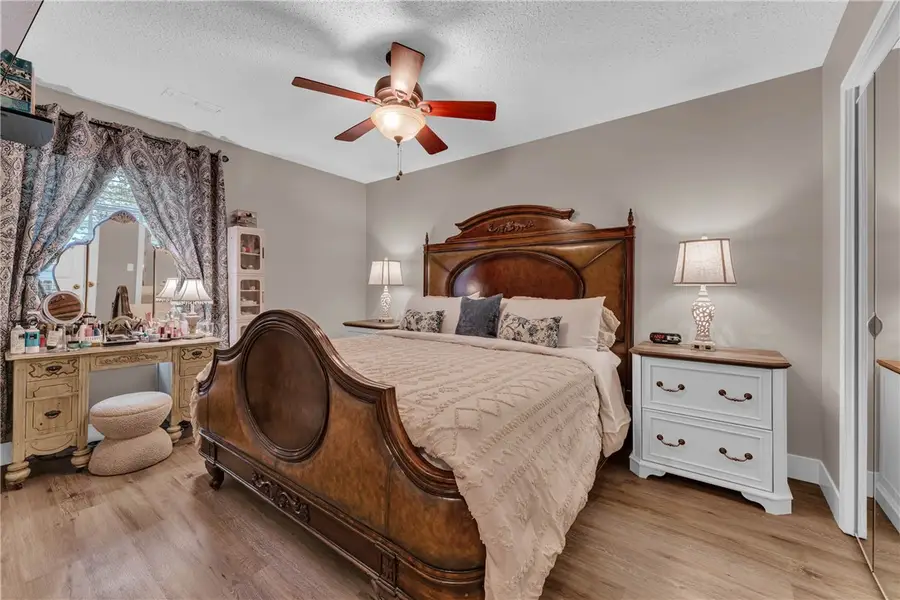 556 E Mimosa Lane, Fayetteville, AR 72703 - #3