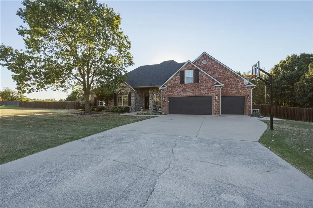 1459 Toby Lane, Tontitown, AR 72762 - #1