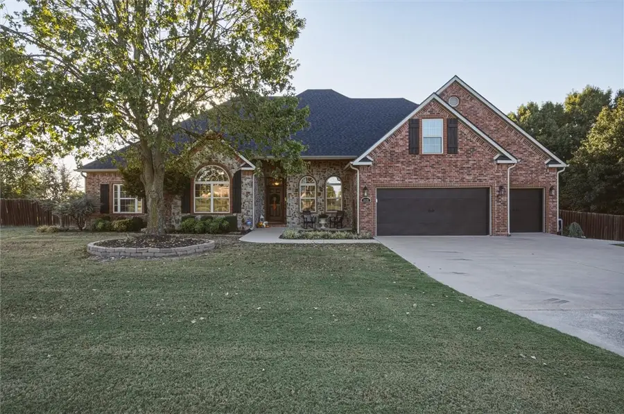 1459 Toby Lane, Tontitown, AR 72762 - #2