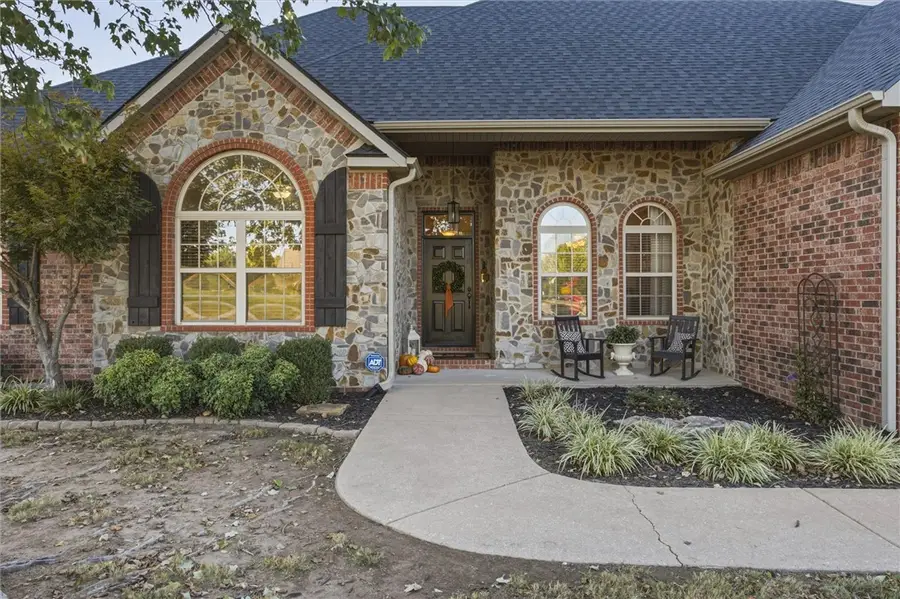 1459 Toby Lane, Tontitown, AR 72762 - #3