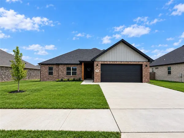 1036 Parker Lane, Pea Ridge, AR 72751