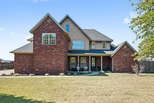 2000 Viney Grove Road, Prairie Grove, AR 72753