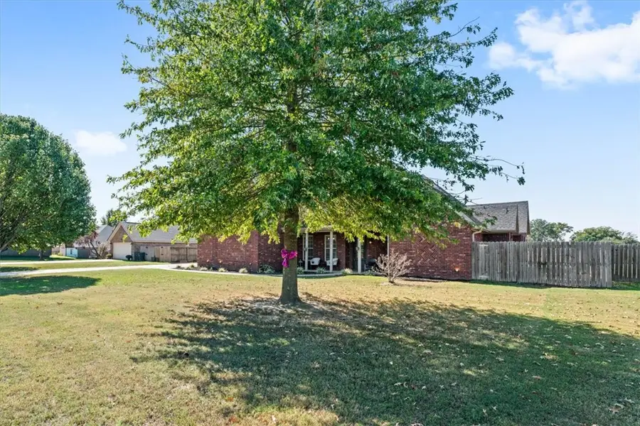 2000 Viney Grove Road, Prairie Grove, AR 72753 - #2