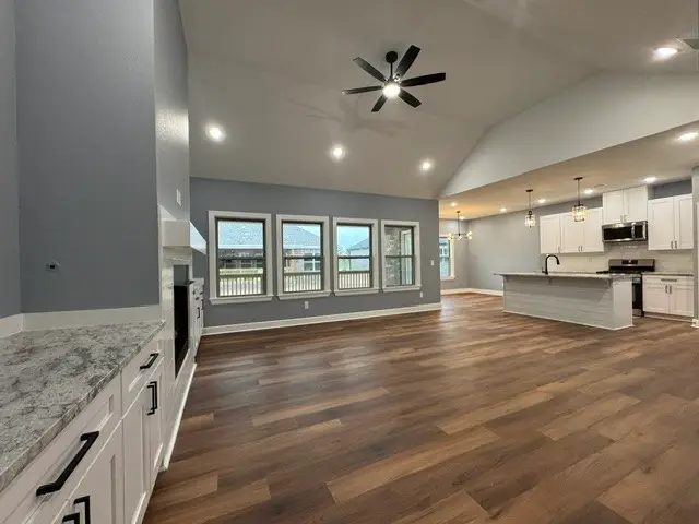 1048 Parker Lane, Pea Ridge, AR 72751 - #3