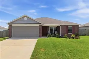 813 NW 67th Avenue, Bentonville, AR 72713 - #1