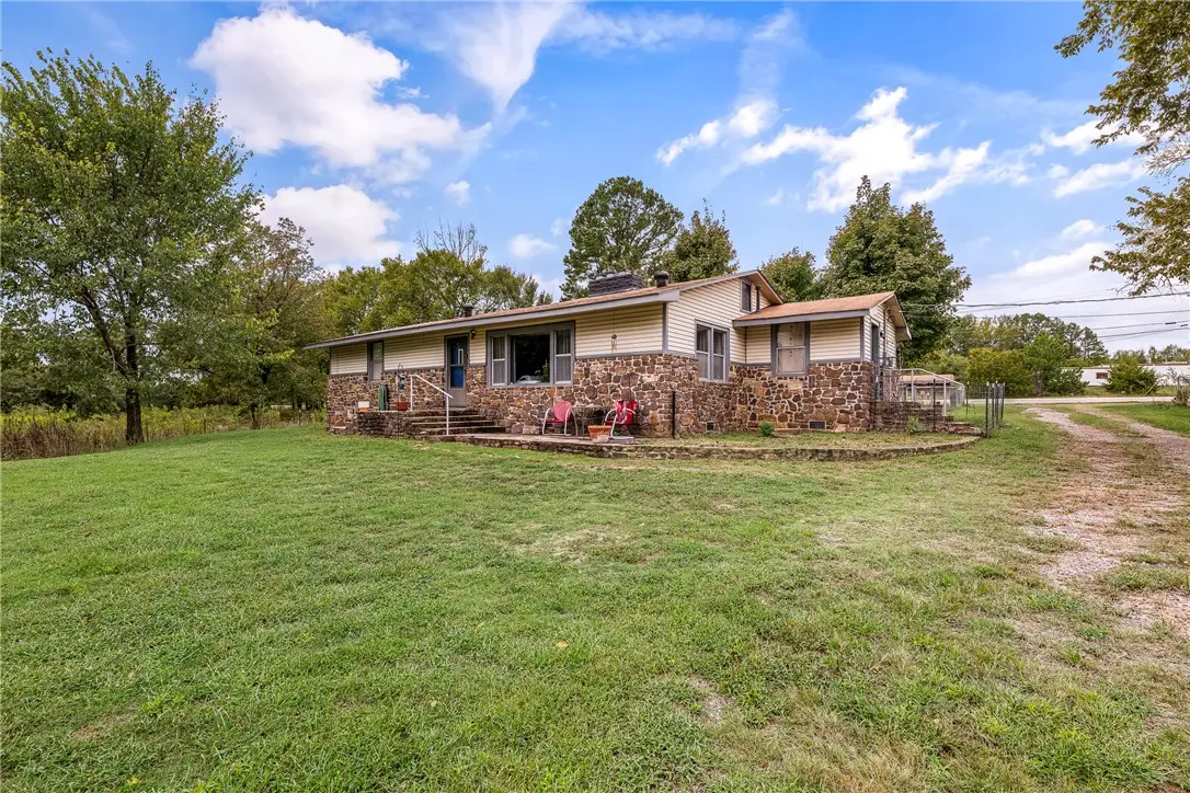 10716 N Highway 71, Mountainburg, AR 72946 - #1