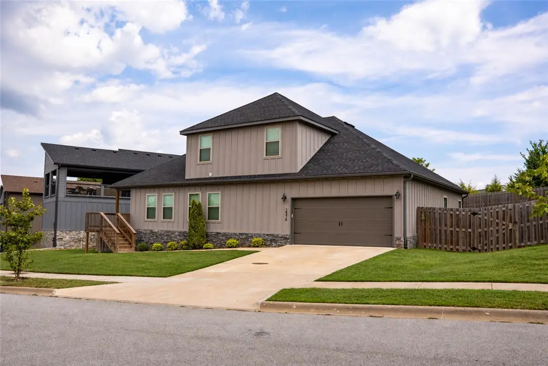 2576 N Justin Drive, Fayetteville, AR 72704 - #1