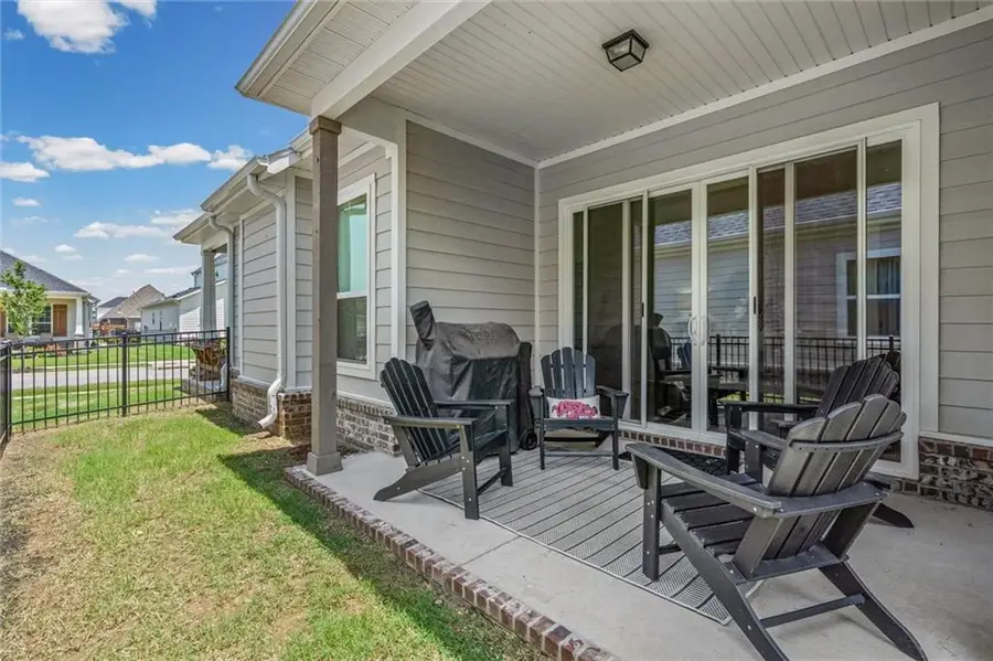 6835 Autumn Avenue, Springdale, AR 72762 - #3