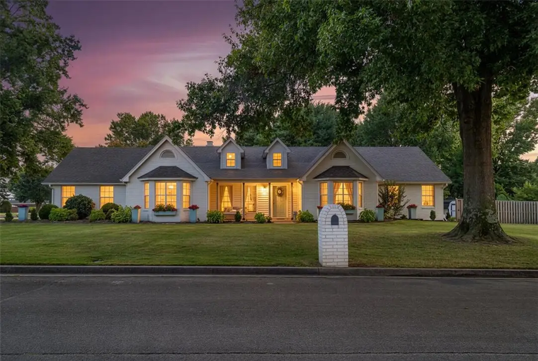 5400 W Dogwood Street, Rogers, AR 72758 - #1