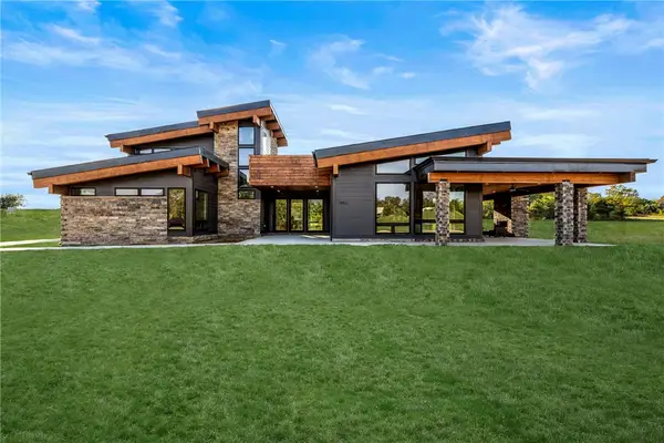 1452 NW Peterson Road, Bentonville, AR 72713