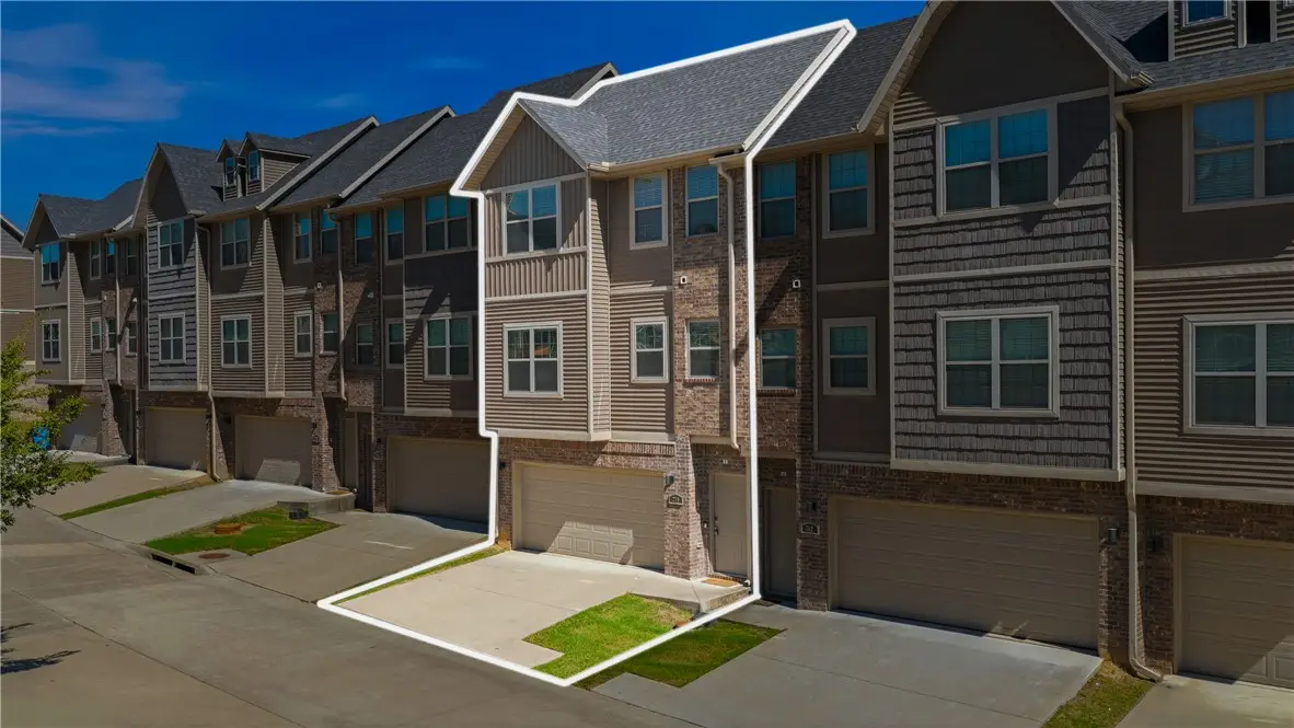 278 S Slopeside Drive, Fayetteville, AR 72704 - #1