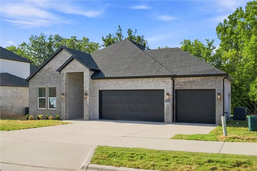 4752 W Succulent Street, Fayetteville, AR 72704 - #2