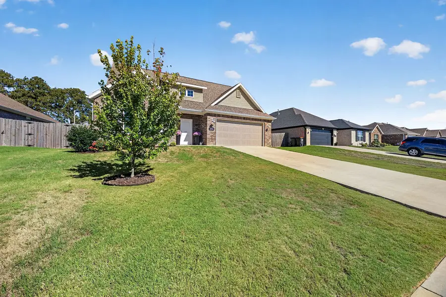 2716 Suncrest Avenue, Springdale, AR 72764 - #3